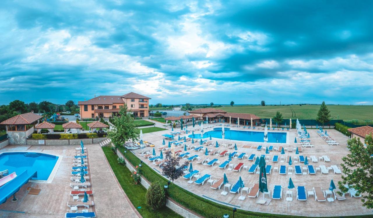 Motel Spa Kompleks Raiski Kat Dimitrowgrad Zewnętrze zdjęcie